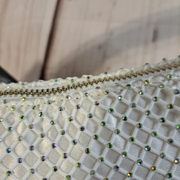 Vince Camuto Damsa Multicolor Crystal White Mesh Mini Shoulder Bag Purse - Picture 7 of 16
